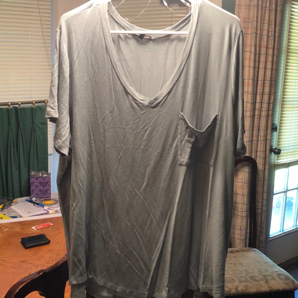 Pocket tee
